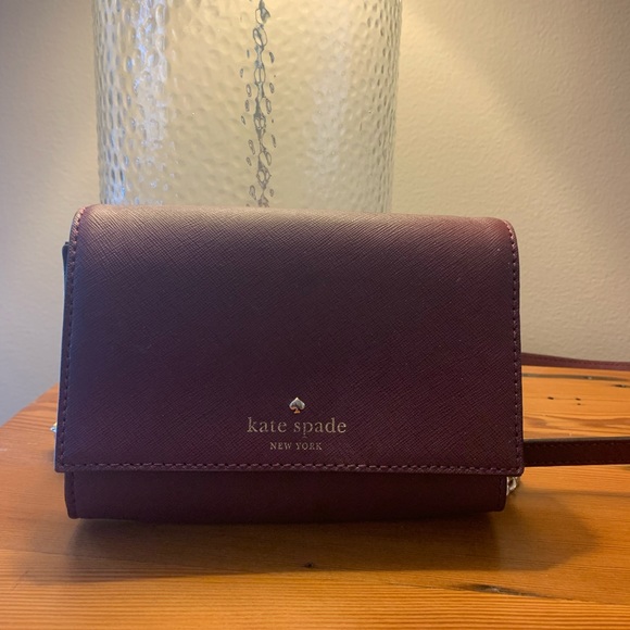 Kate Spade Crossbody - Picture 1 of 4